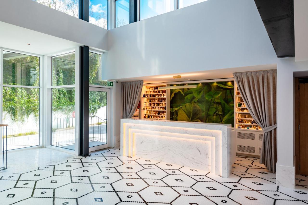 Pestana Douro Riverside - Preferred Hotels & Resorts, Lifestyle Valbom  外观 照片 The lobby of the hotel