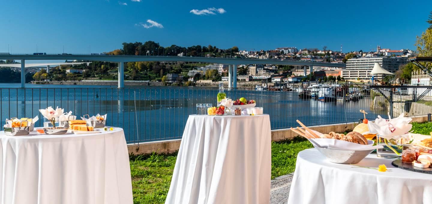 Pestana Douro Riverside - Preferred Hotels & Resorts, Lifestyle Valbom  外观 照片 View of the Rhine from the hotel