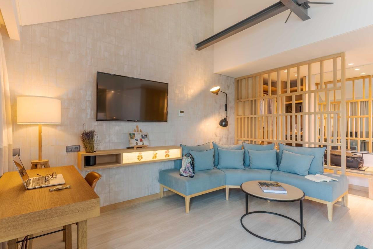 Pestana Douro Riverside - Preferred Hotels & Resorts, Lifestyle Valbom  外观 照片 A living room at the hotel