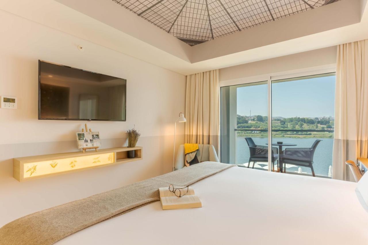 Pestana Douro Riverside - Preferred Hotels & Resorts, Lifestyle Valbom  外观 照片 A room at the hotel
